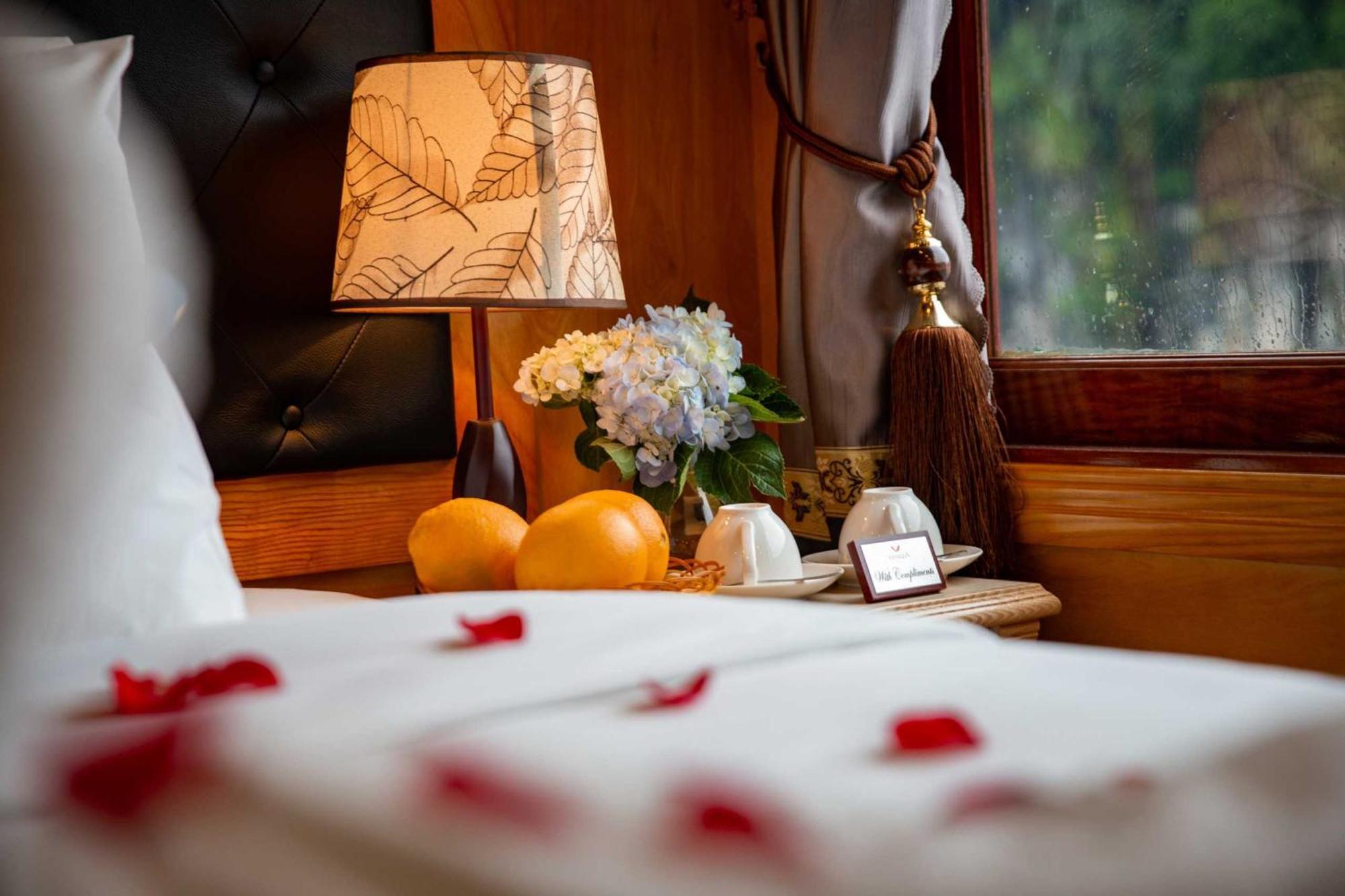 Venezia Boutique Cruises - Catba Island Hotel Chan Chau Kültér fotó