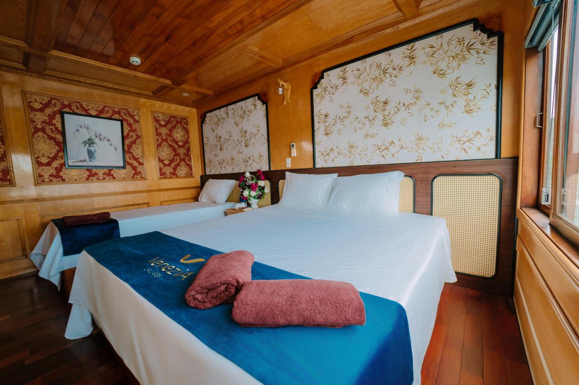 Venezia Boutique Cruises - Catba Island Hotel Chan Chau Kültér fotó