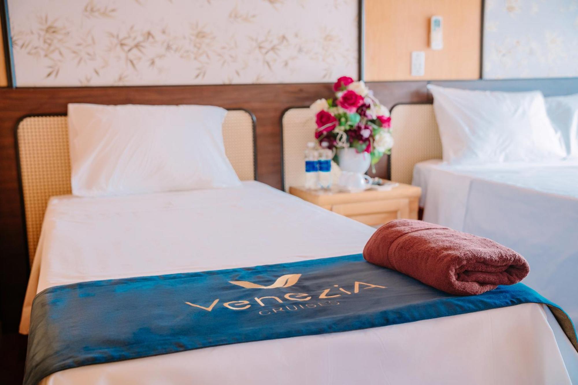 Venezia Boutique Cruises - Catba Island Hotel Chan Chau Kültér fotó